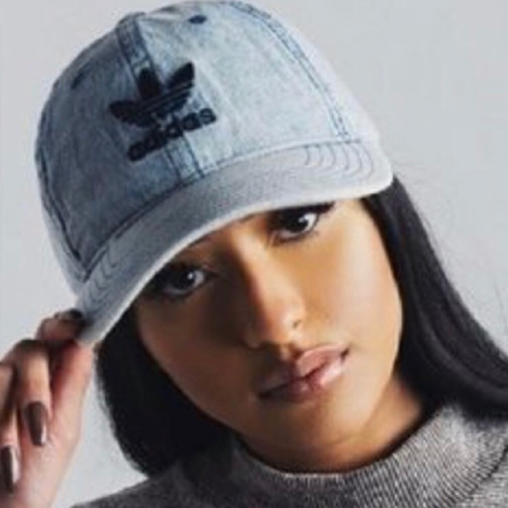SOLD 🆕 | 🧢 Adidas Trefoil Denim Hat - Picture 1 of 8